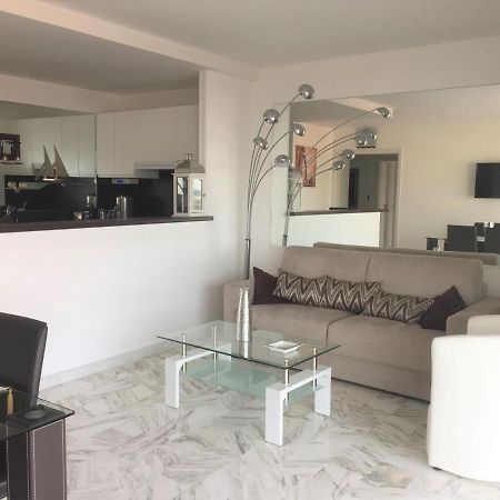 Appartement F3 Vue Mer Et Croisette Cannes Luaran gambar